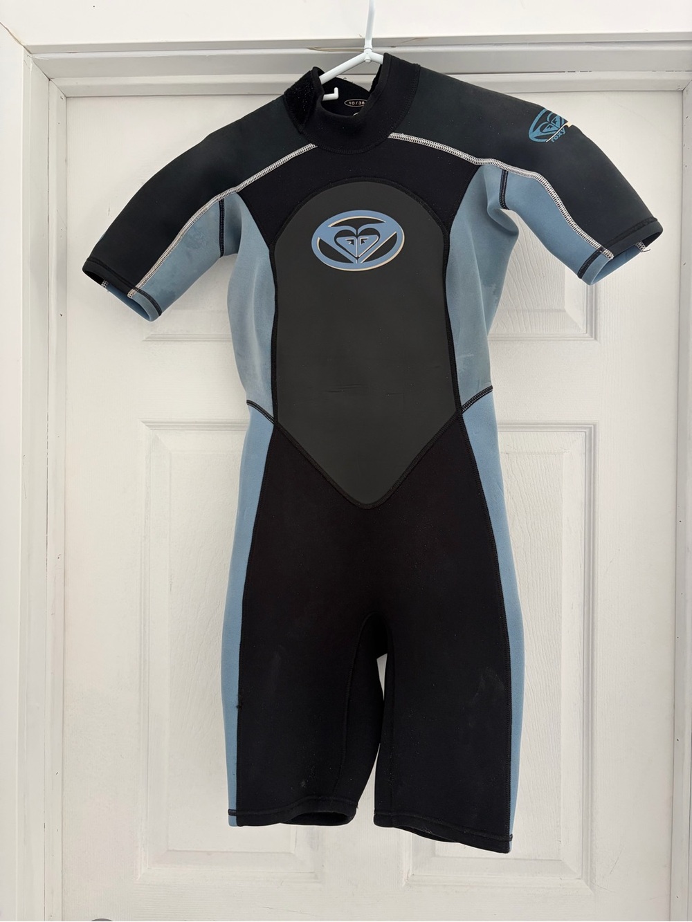 Roxy women Black & Light Blue summer/spring wetsuit.